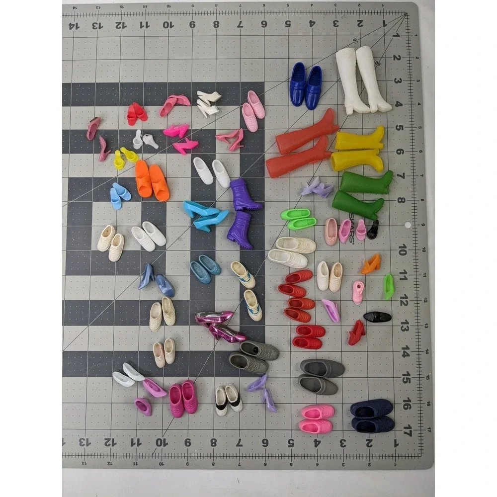 Fashion Doll Large Lot of Shoes Boots Doll‎ Male Female